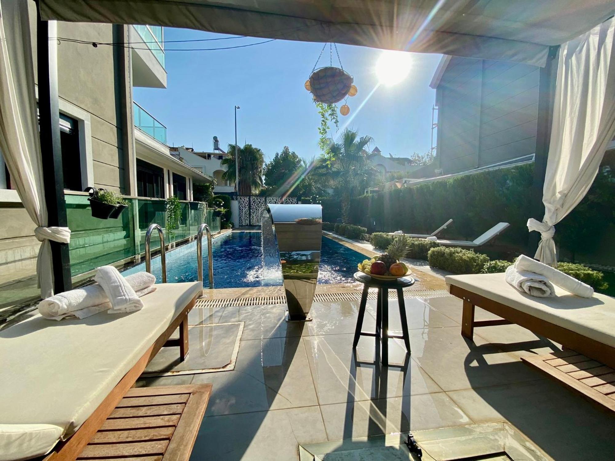 Villa Annabell1 With Swimming Pool And Jacuzzi, 3 Floors 贝莱克 外观 照片