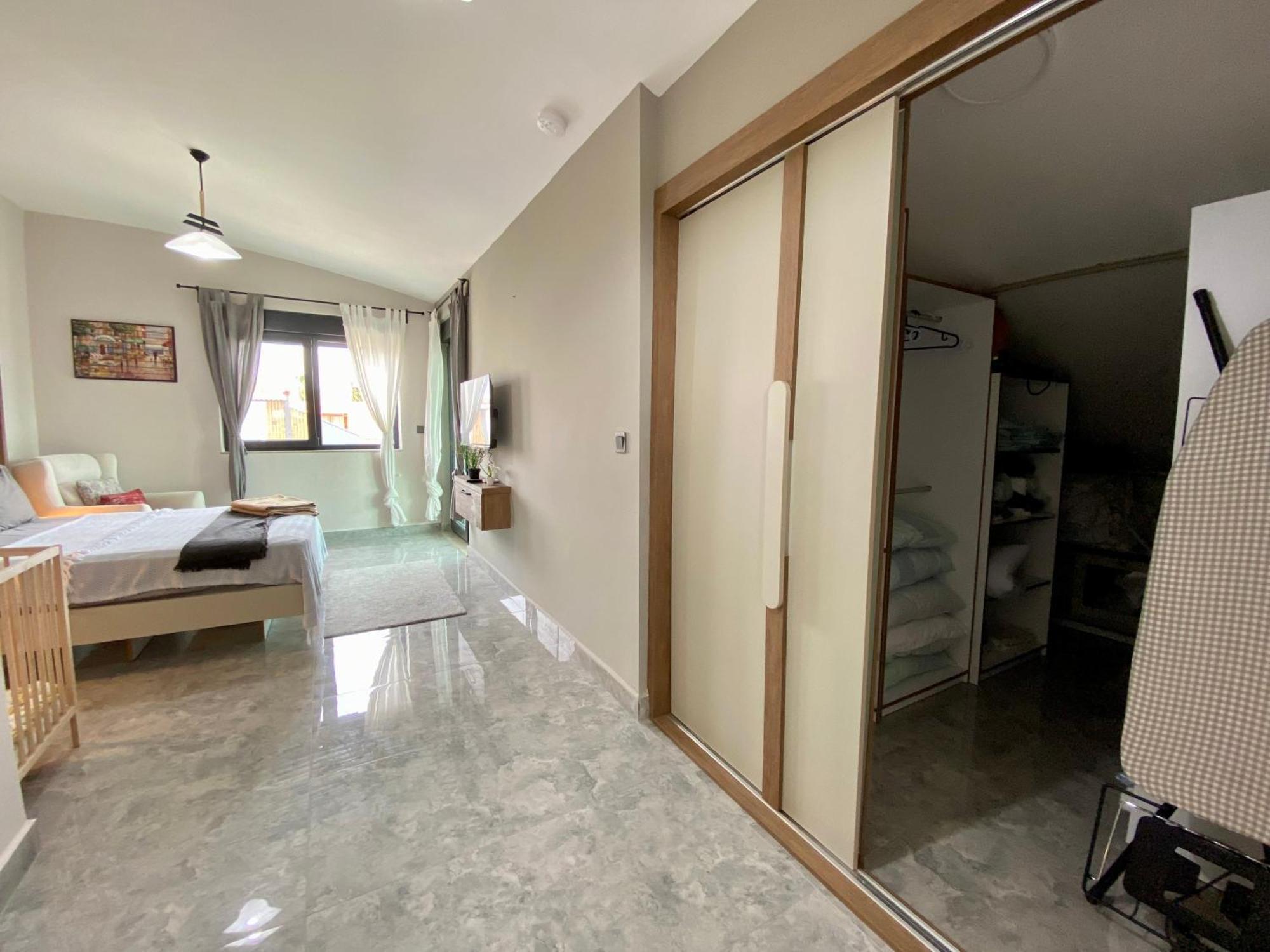 Villa Annabell1 With Swimming Pool And Jacuzzi, 3 Floors 贝莱克 外观 照片