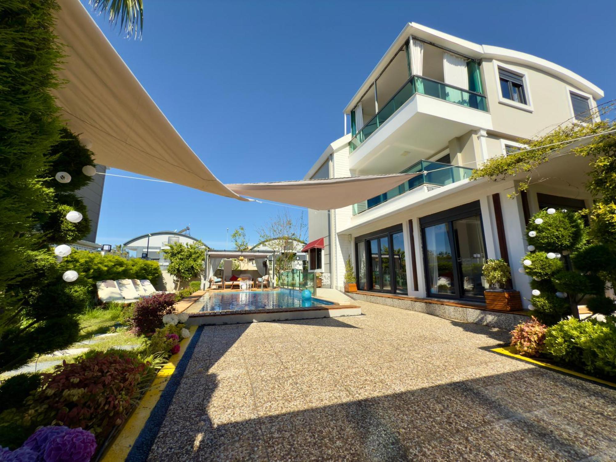 Villa Annabell1 With Swimming Pool And Jacuzzi, 3 Floors 贝莱克 外观 照片