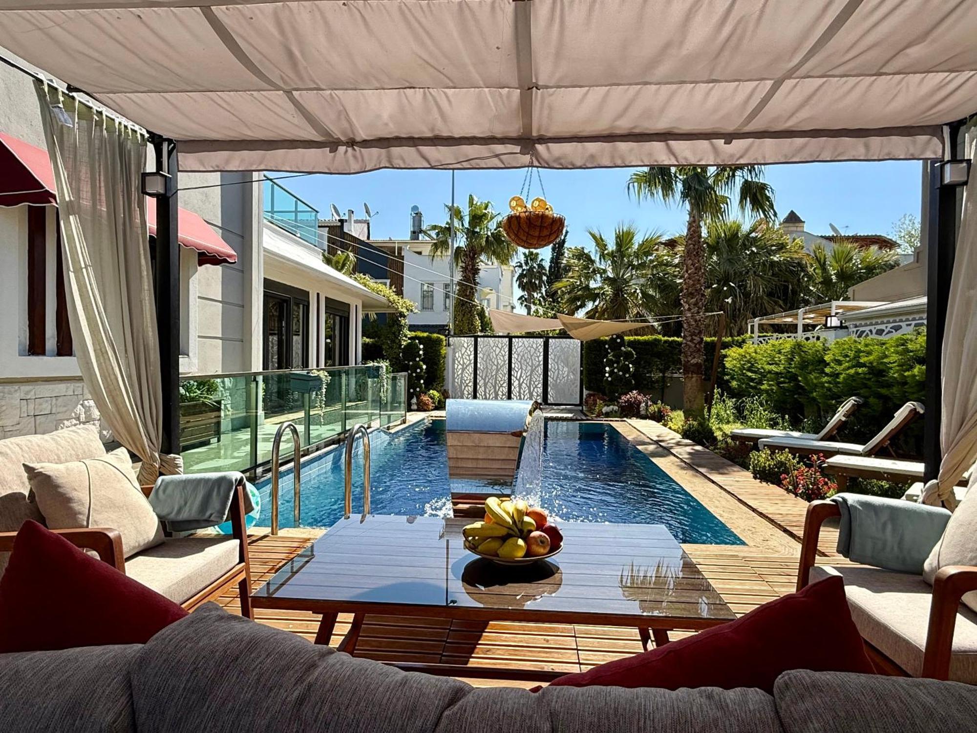 Villa Annabell1 With Swimming Pool And Jacuzzi, 3 Floors 贝莱克 外观 照片